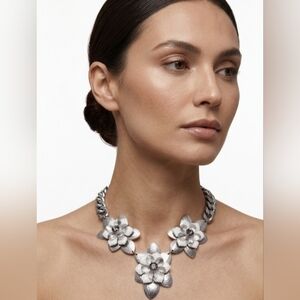 Chunky Silver White Floral Necklace w/Crystals Signed 21" Extender 4"